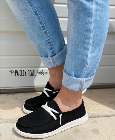 Holly Canvas Boat Shoes-Black