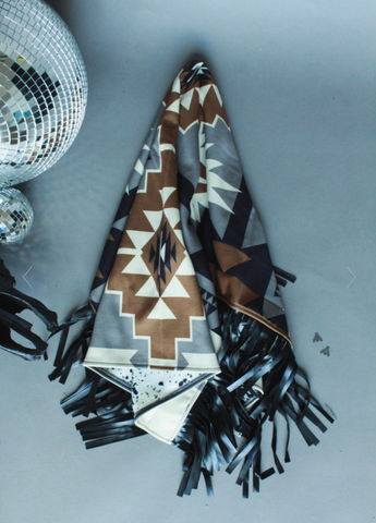Queen Bee Throw Blanket